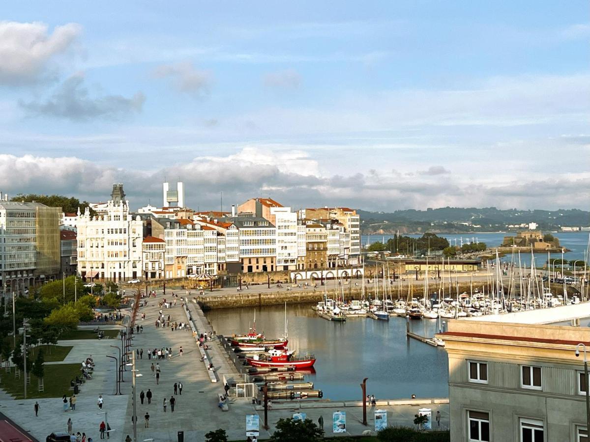 Atico Con Dos Terrazas E Increibles Vistas En Pleno Centro De A Coruna Bagian luar foto